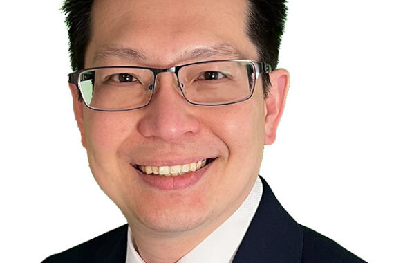 Dr Julian Ng